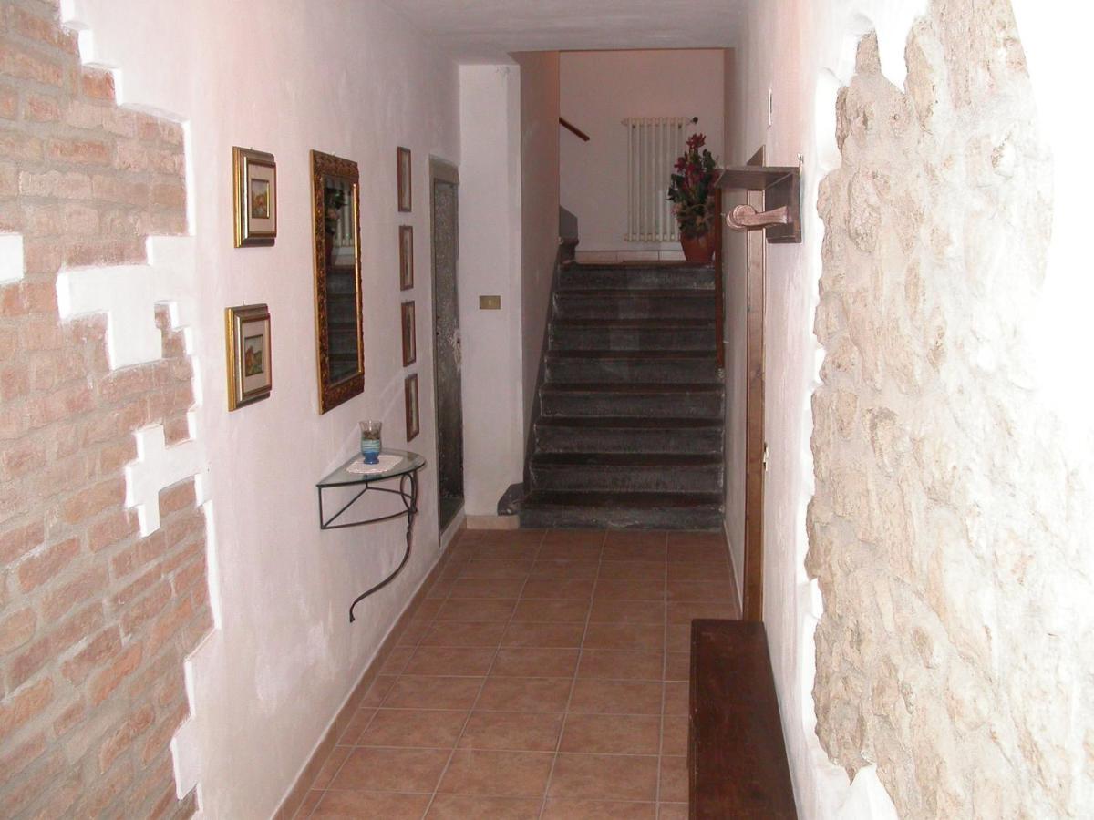 Dimora Tipica Toscana Montecatini Val di Cecina Exterior foto